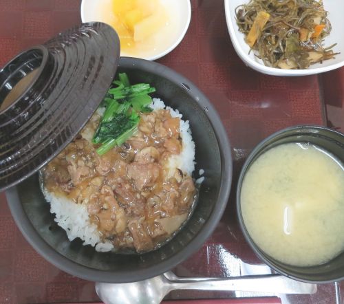 台湾風豚丼