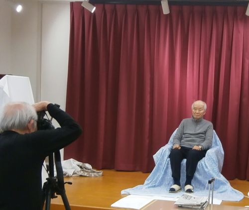 撮影は　あの伝説のCM製作者です